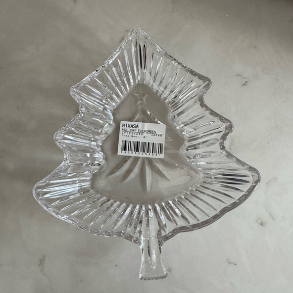 Mikasa Other - Mikasa Crystal Holiday Evergreen WY153/258 Tree Bowl 8" Christmas New with tag